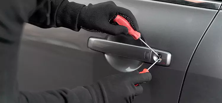Locked Out of Car Help Five Corners